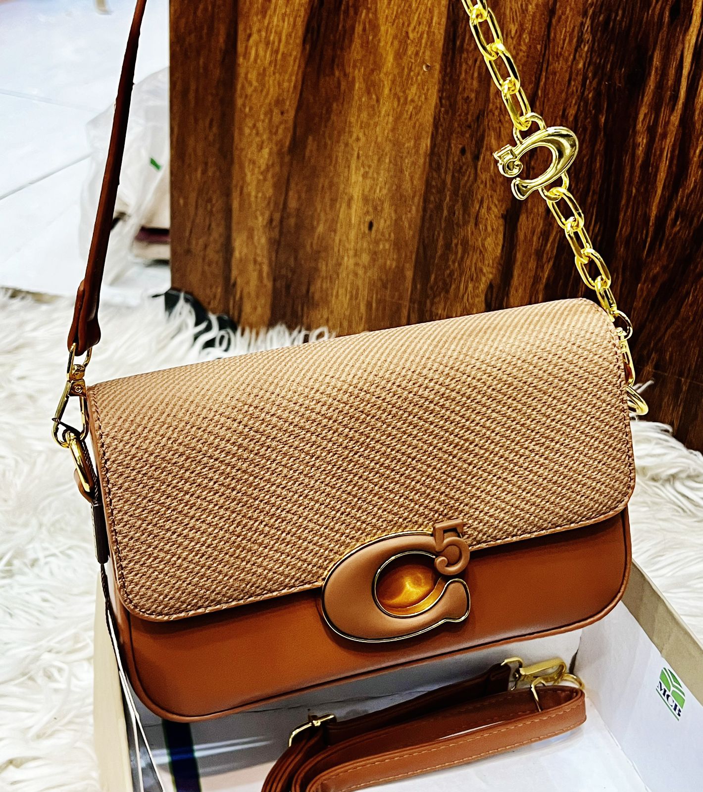 Elegant chic