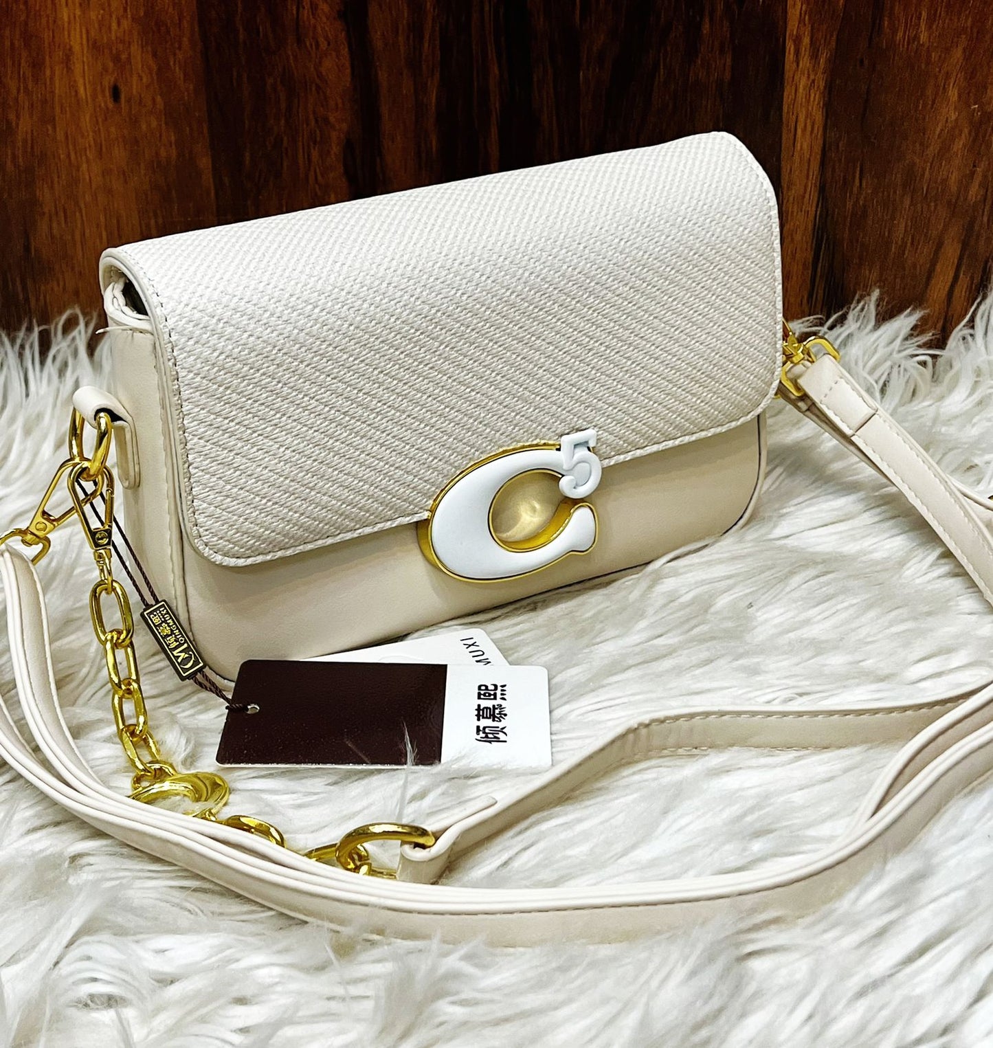 Elegant chic