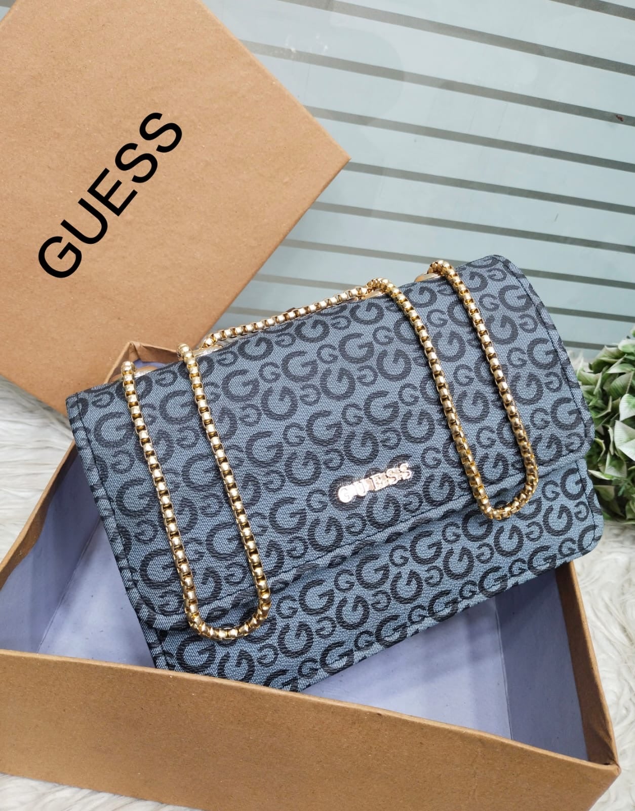Elite Crossbody